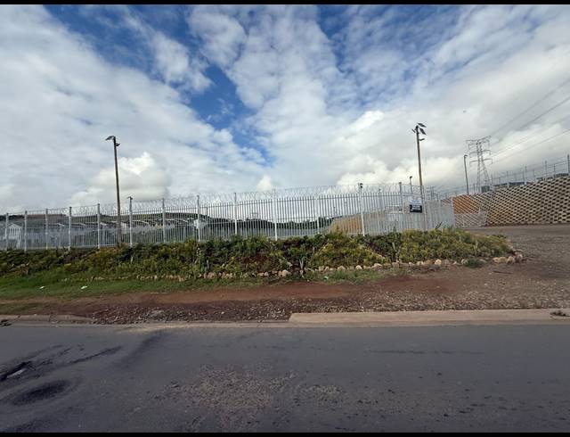 16,000M² VACANT LAND TO LET IN OTTAWA